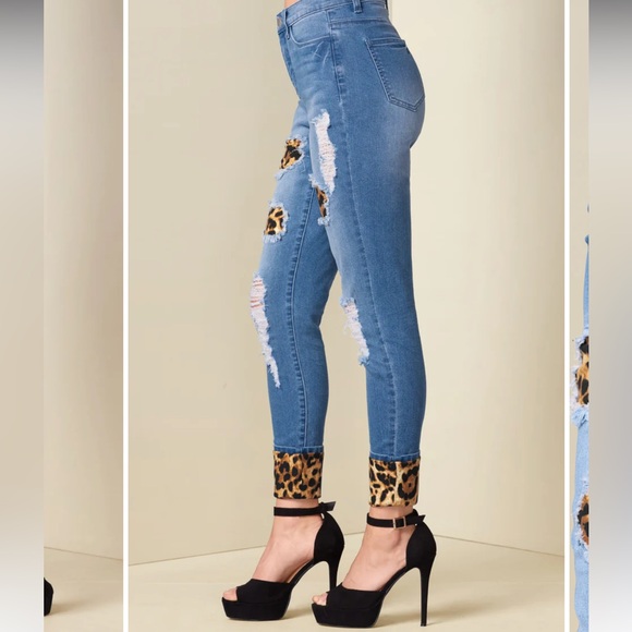 Venus Leopard Cuffed Jeans Size 8 - Picture 4 of 11